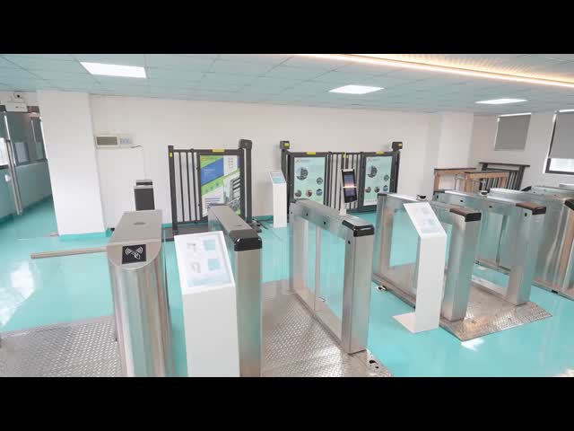 HCW Automatyczna brama z 600-900 mm szerokości kanału 6-pary promieniowania podczerwonego i 30-40 osób / minutę przepustowości